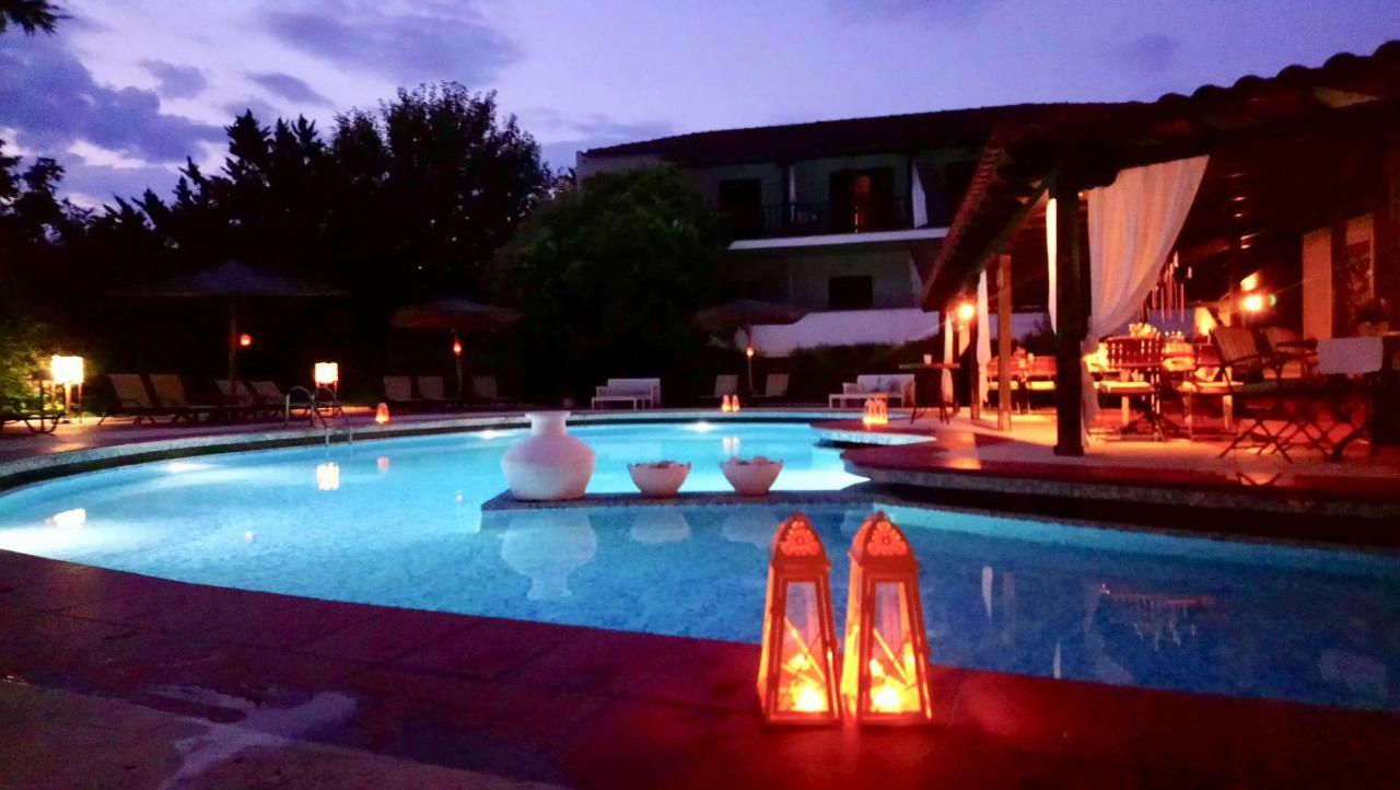 Eden Hotel Афитос Екстериор снимка